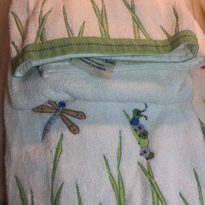 Pottery Barn Boys or Girls Towel & Wash Cloth  set